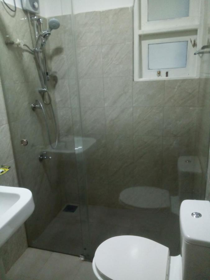 Ocean Pebbles Apartment Dehiwala-Mount Lavinia Екстериор снимка