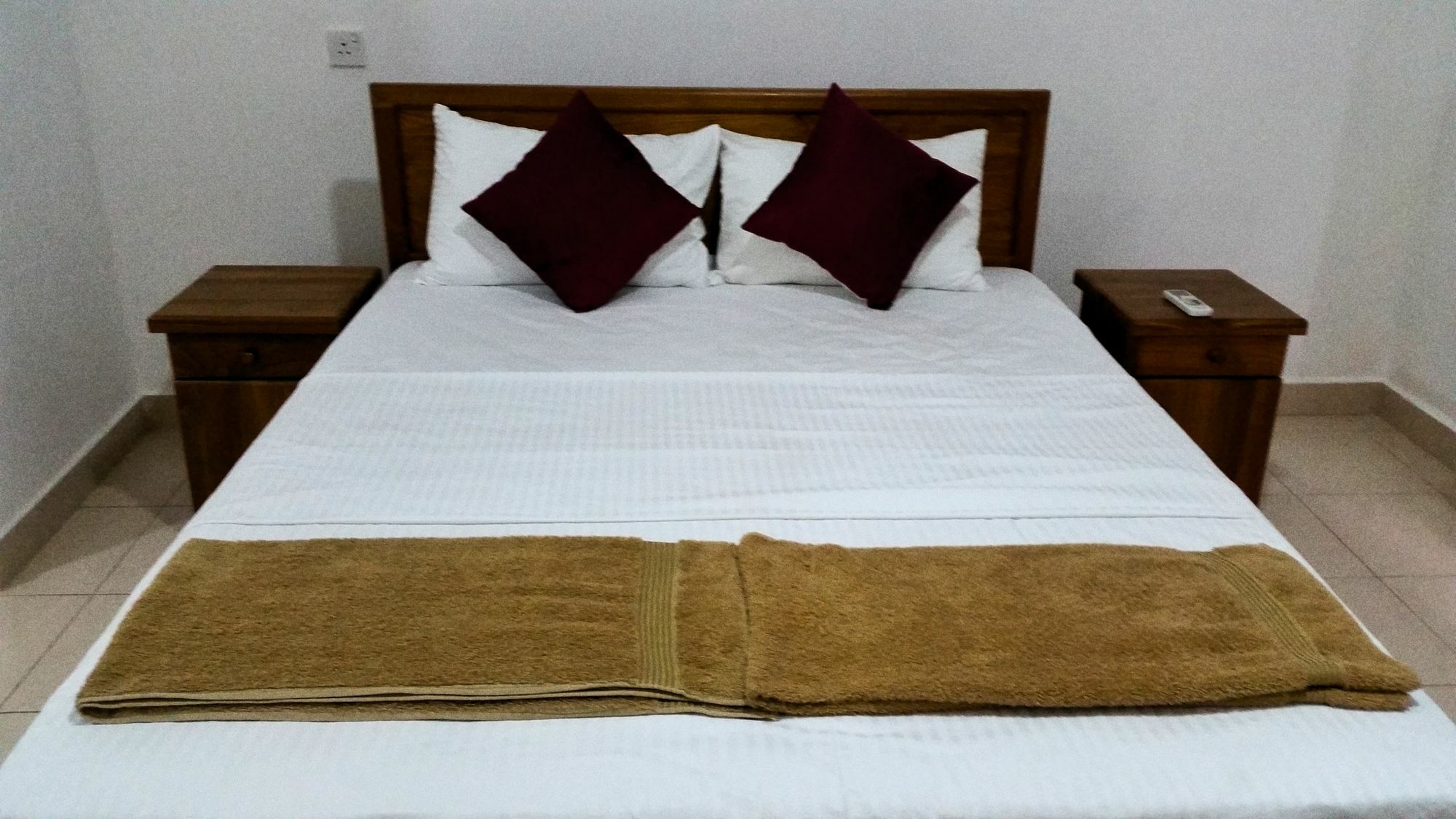 Ocean Pebbles Apartment Dehiwala-Mount Lavinia Екстериор снимка