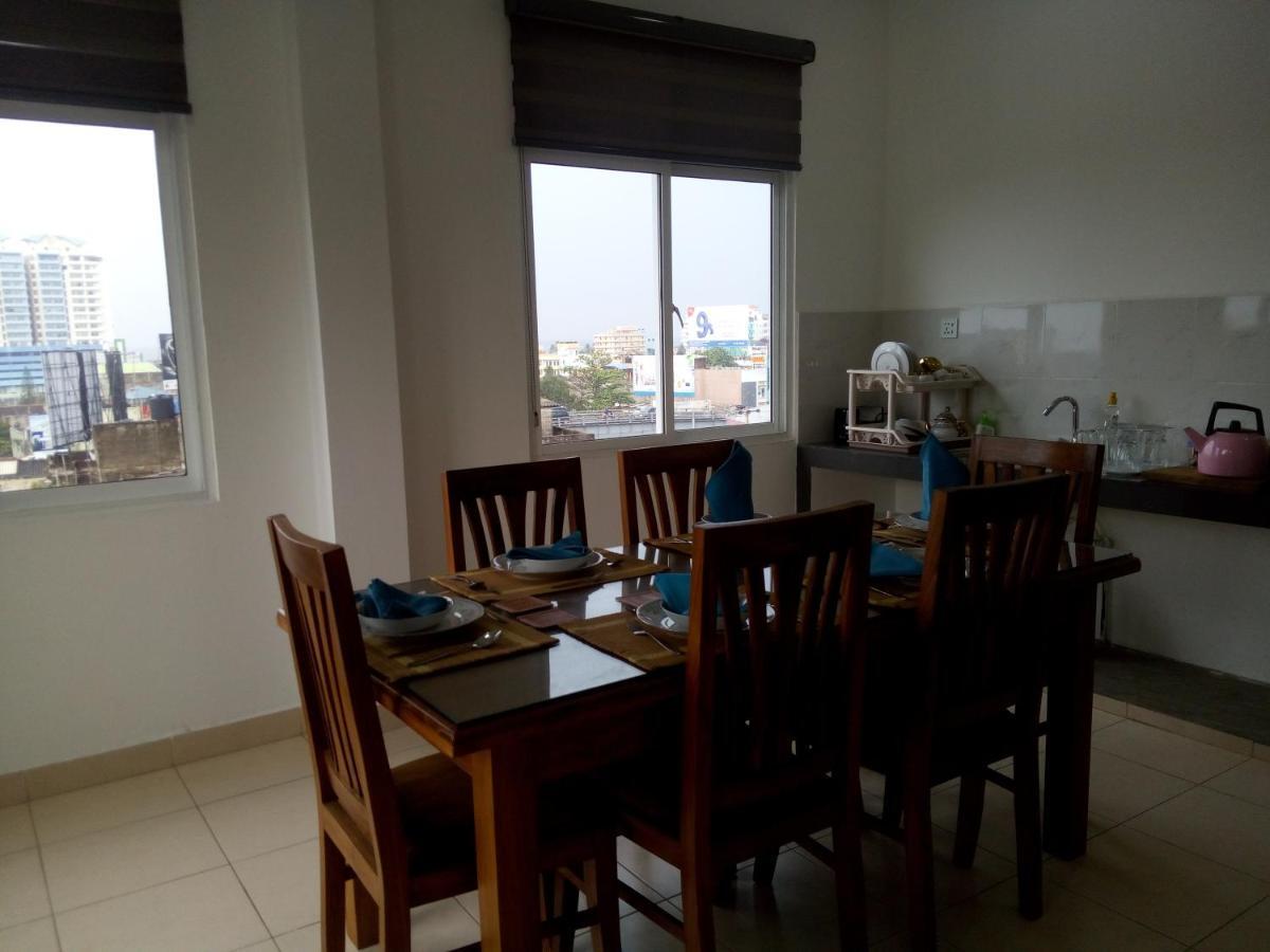 Ocean Pebbles Apartment Dehiwala-Mount Lavinia Екстериор снимка